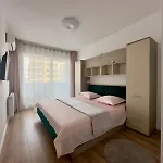 Casa Ta La Munte 公寓 *