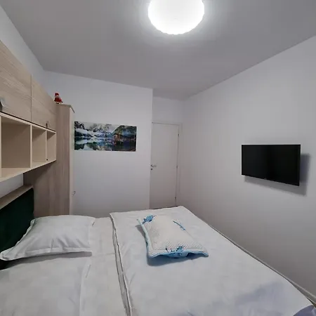 Casa Ta La Munte アパート
