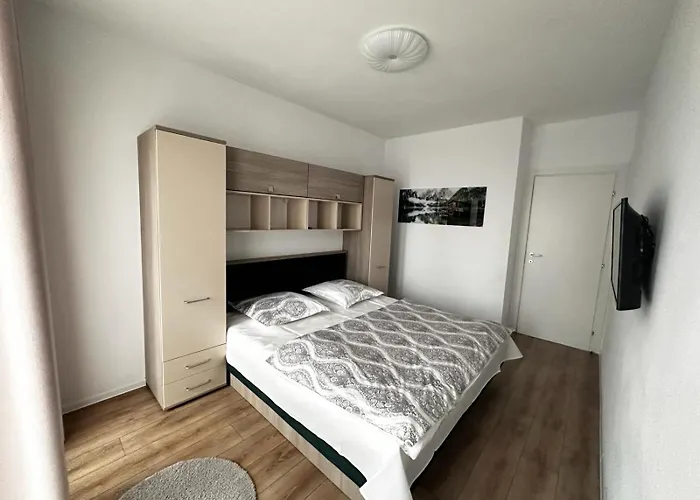 Casa Ta La Munte 公寓